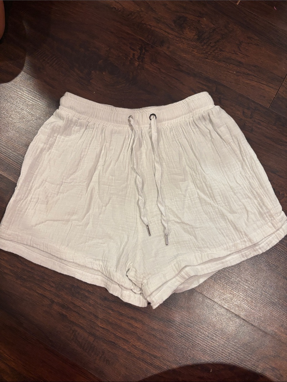 Mapcie Women's White Drawstring Lounge Shorts Medium